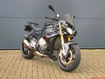 BMW S 1000 R (2015) — foto 1