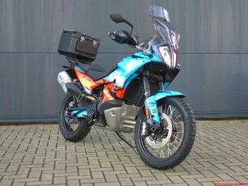 KTM 790 Adventure (2023) — foto 1