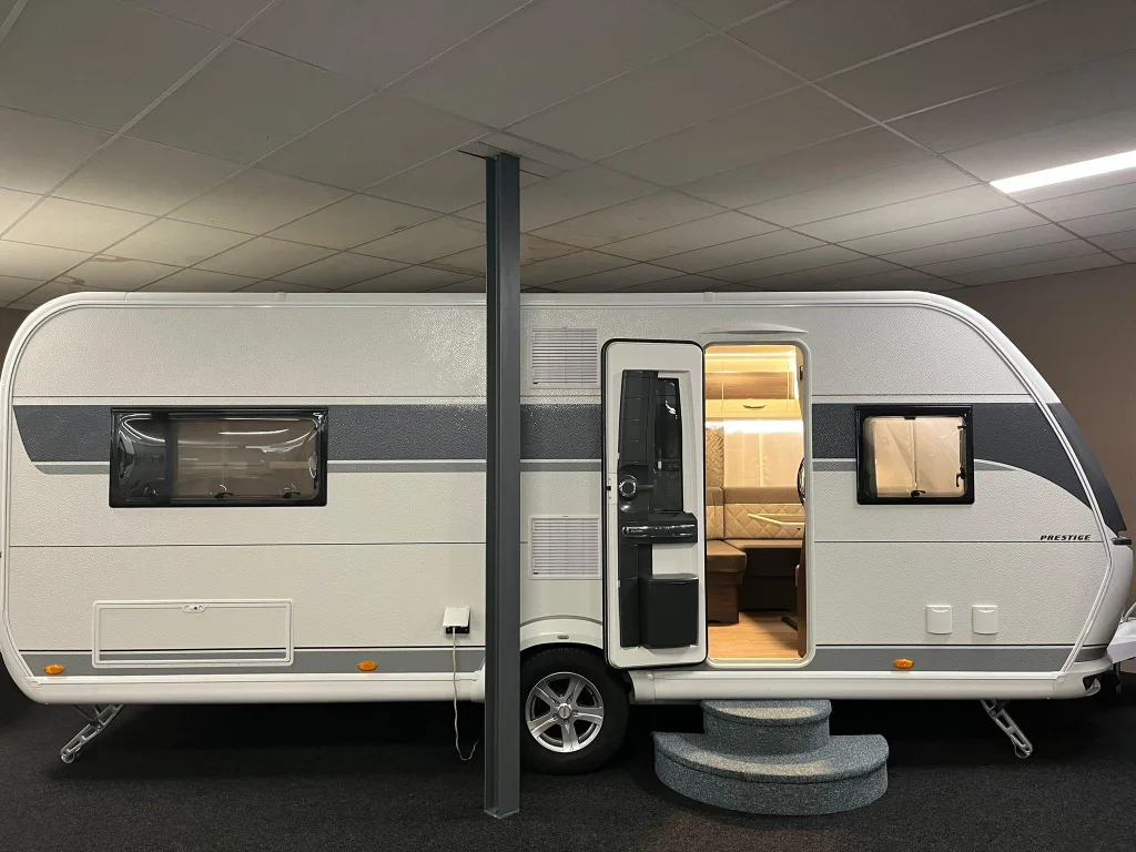 Hobby Prestige (2025) — foto 1