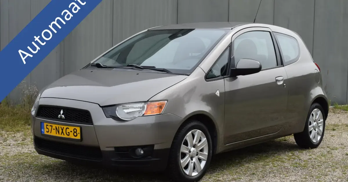 Mitsubishi Colt (2010) — foto 1