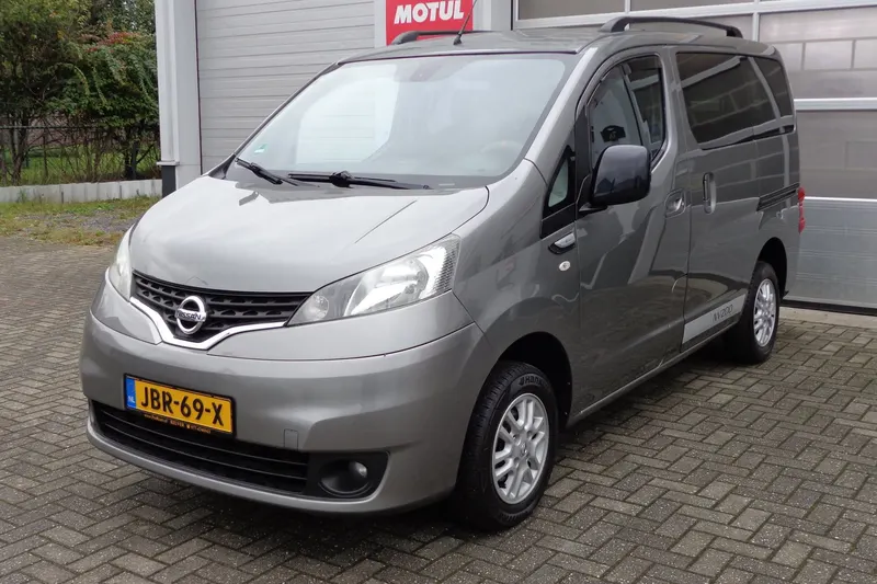 Nissan Evalia (2012)