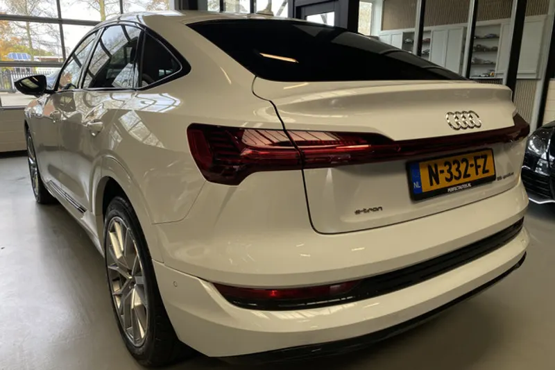 Audi e-tron (2021)