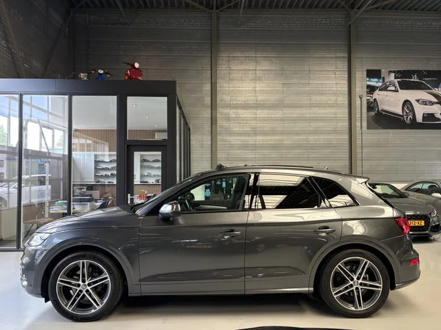 Audi SQ5 (2018) — foto 1