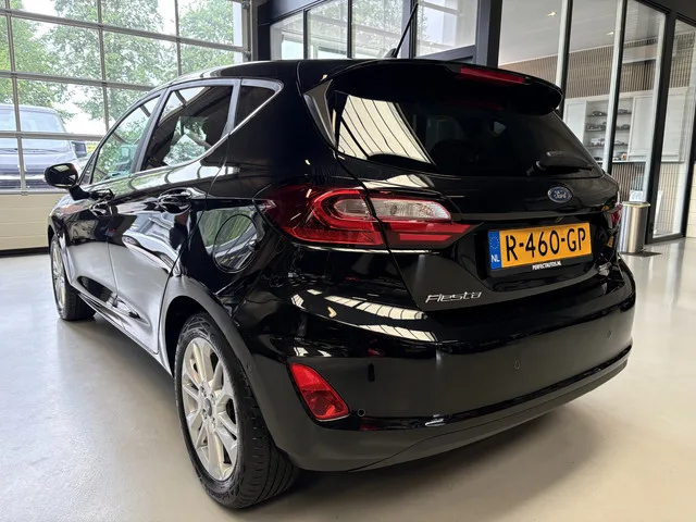 Ford Fiesta (2022) — foto 1
