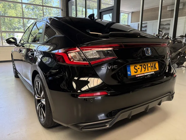Honda Exterior Colour (2023) — foto 1
