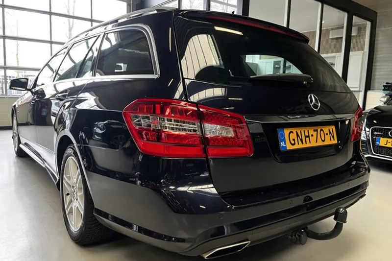 Mercedes-Benz Exterior Colour (2009)
