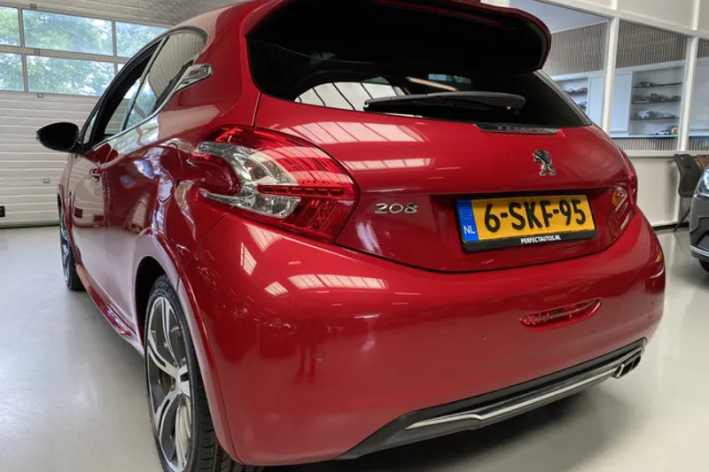 Peugeot 208 (2013)