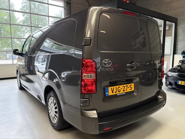 Toyota Proace (2021) — foto 1