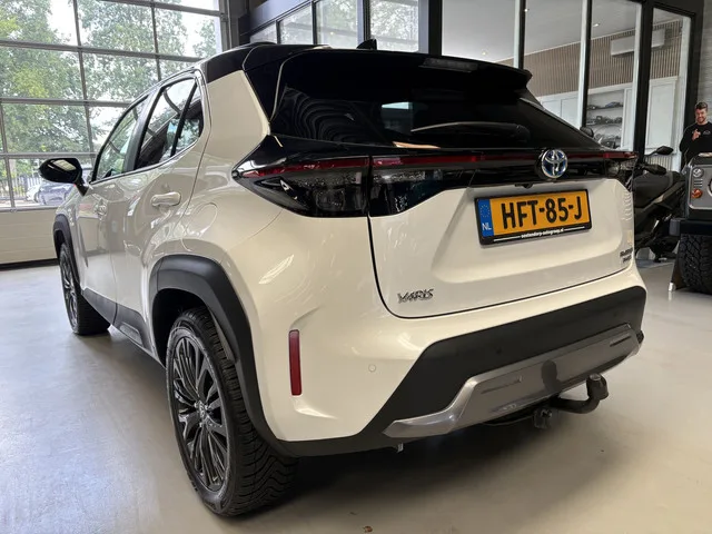 Toyota Exterior Colour (2024) — foto 1
