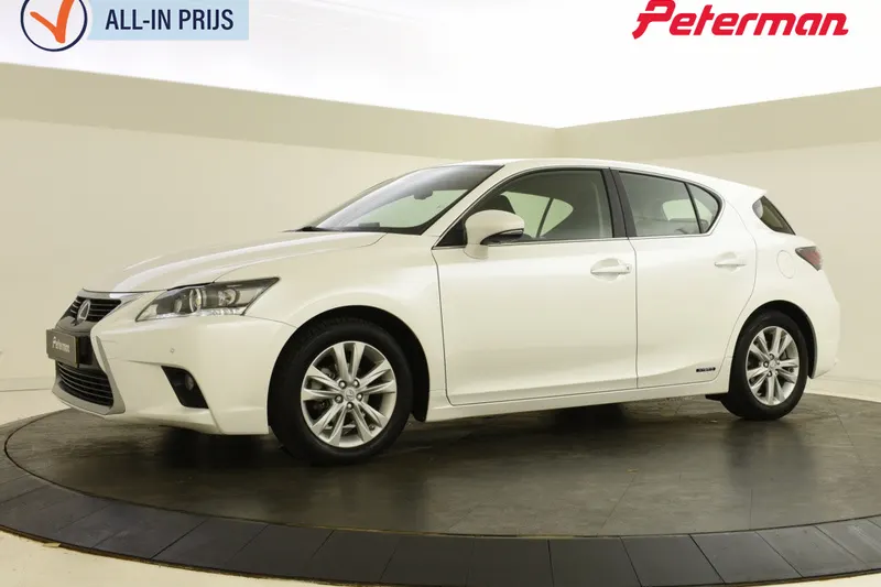 Lexus CT (2015)