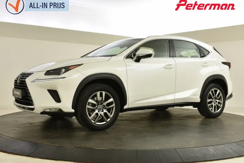 Lexus NX (2018)