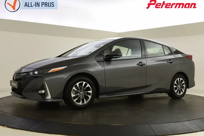 Toyota Prius (2021)