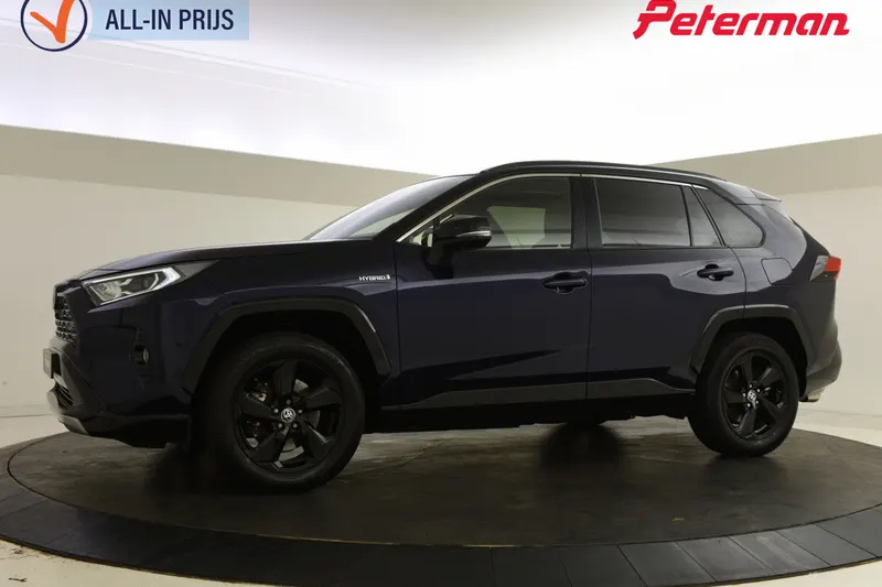 Toyota RAV4 (2021)