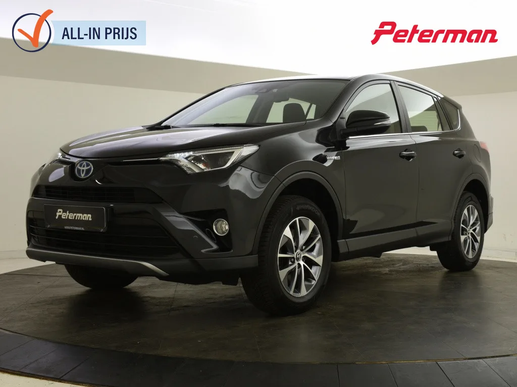 Toyota RAV4 (2017) — foto 1