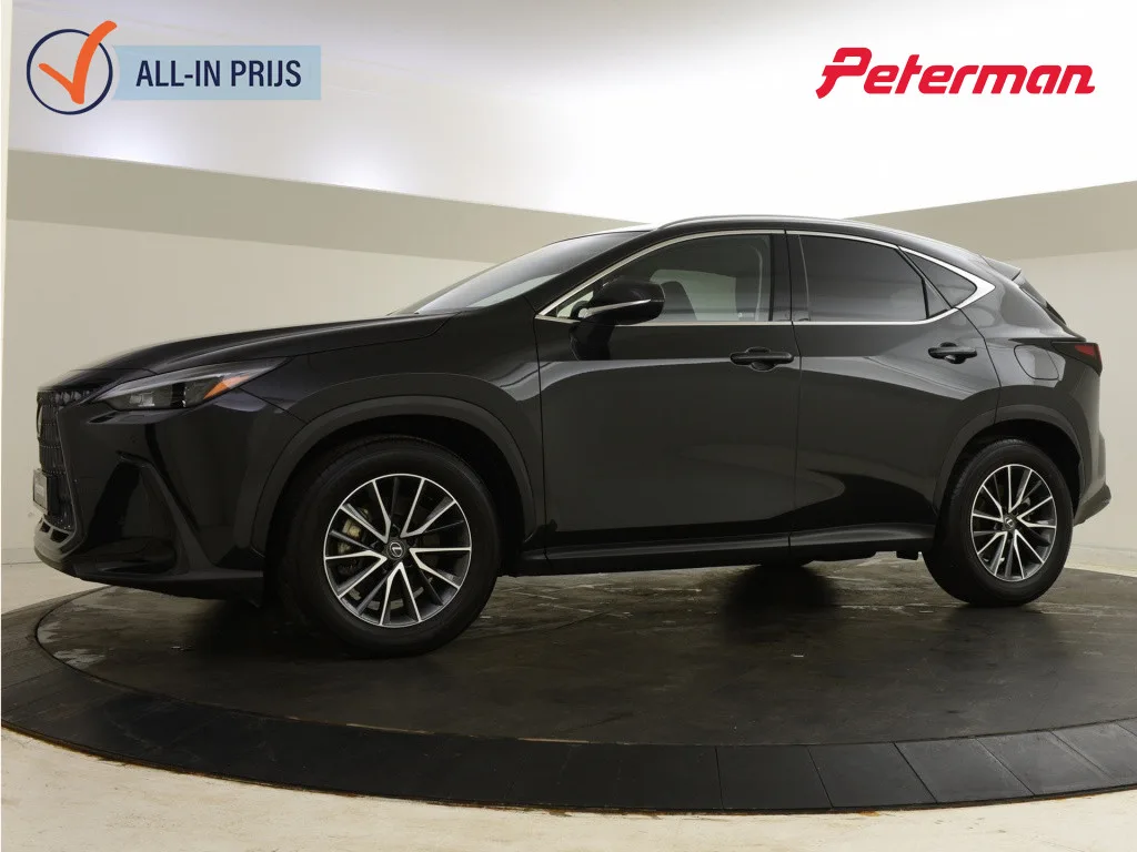 Lexus NX (2025) — foto 1