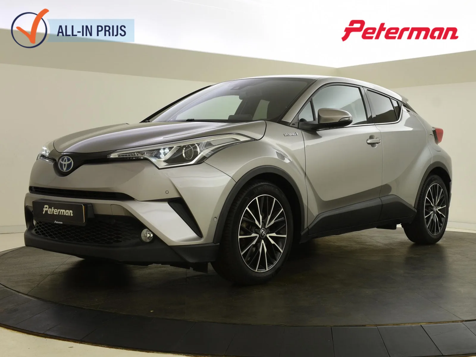 Toyota C-HR (2017) — foto 1