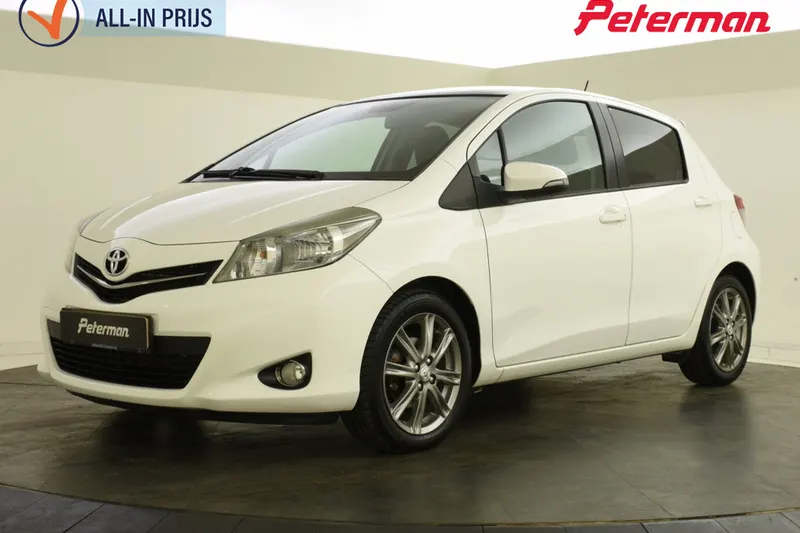 Toyota Yaris (2012)