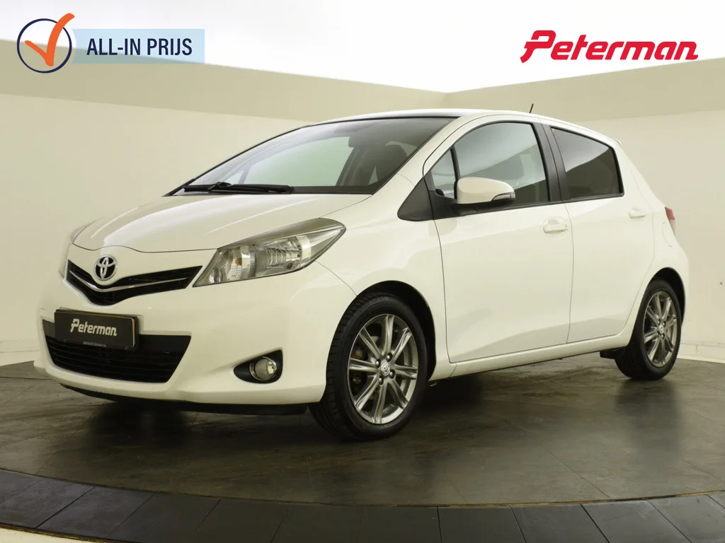 Toyota Yaris (2012) — foto 1