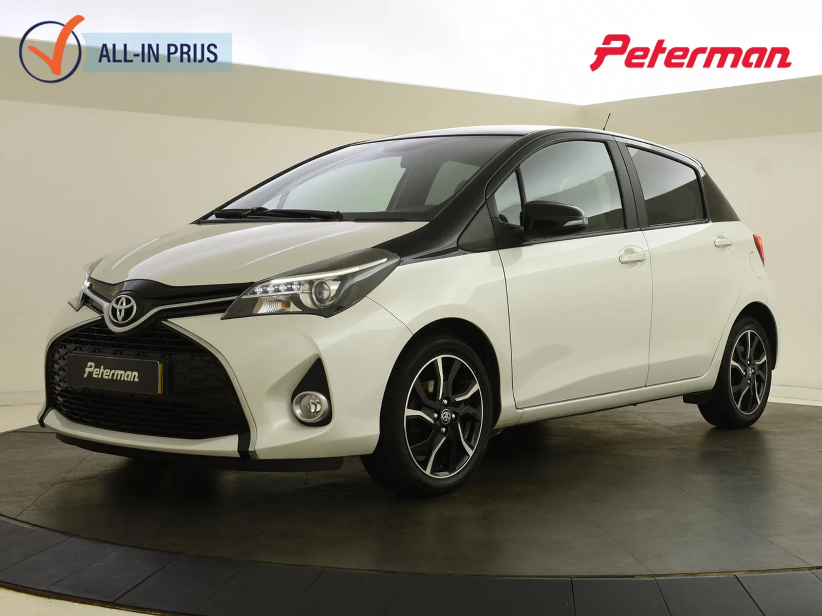 Toyota Yaris (2017) — foto 1