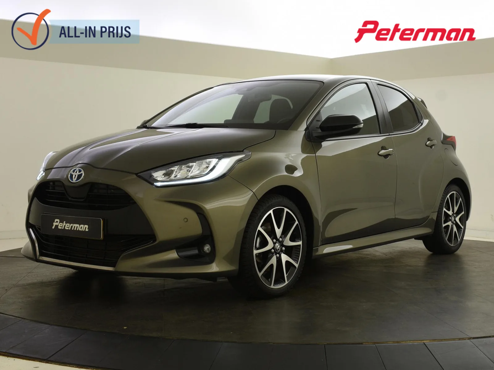 Toyota Yaris (2021) — foto 1