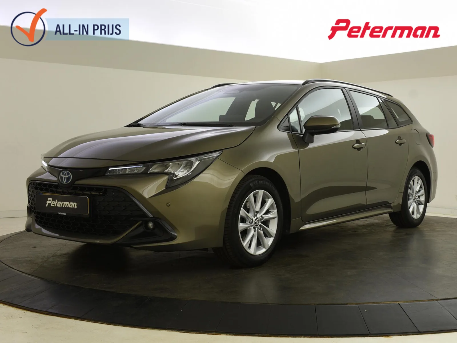Toyota Corolla (2024) — foto 1