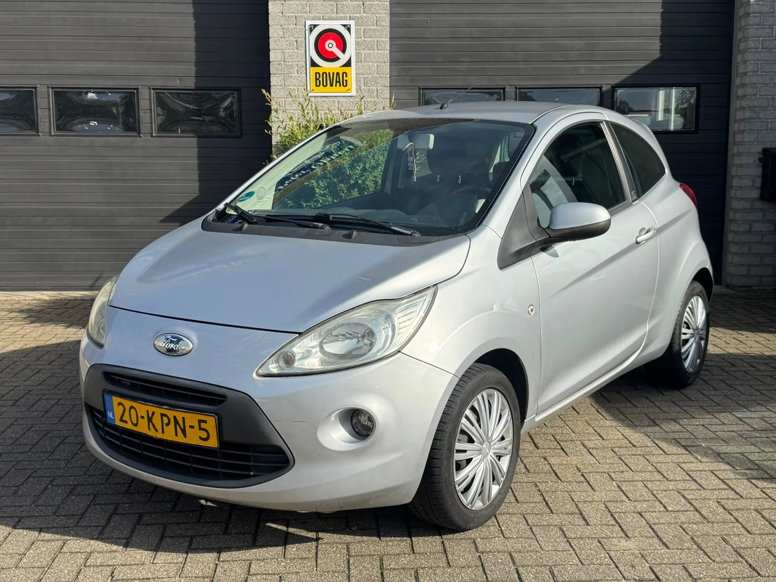 Ford Ka (2010) — foto 1