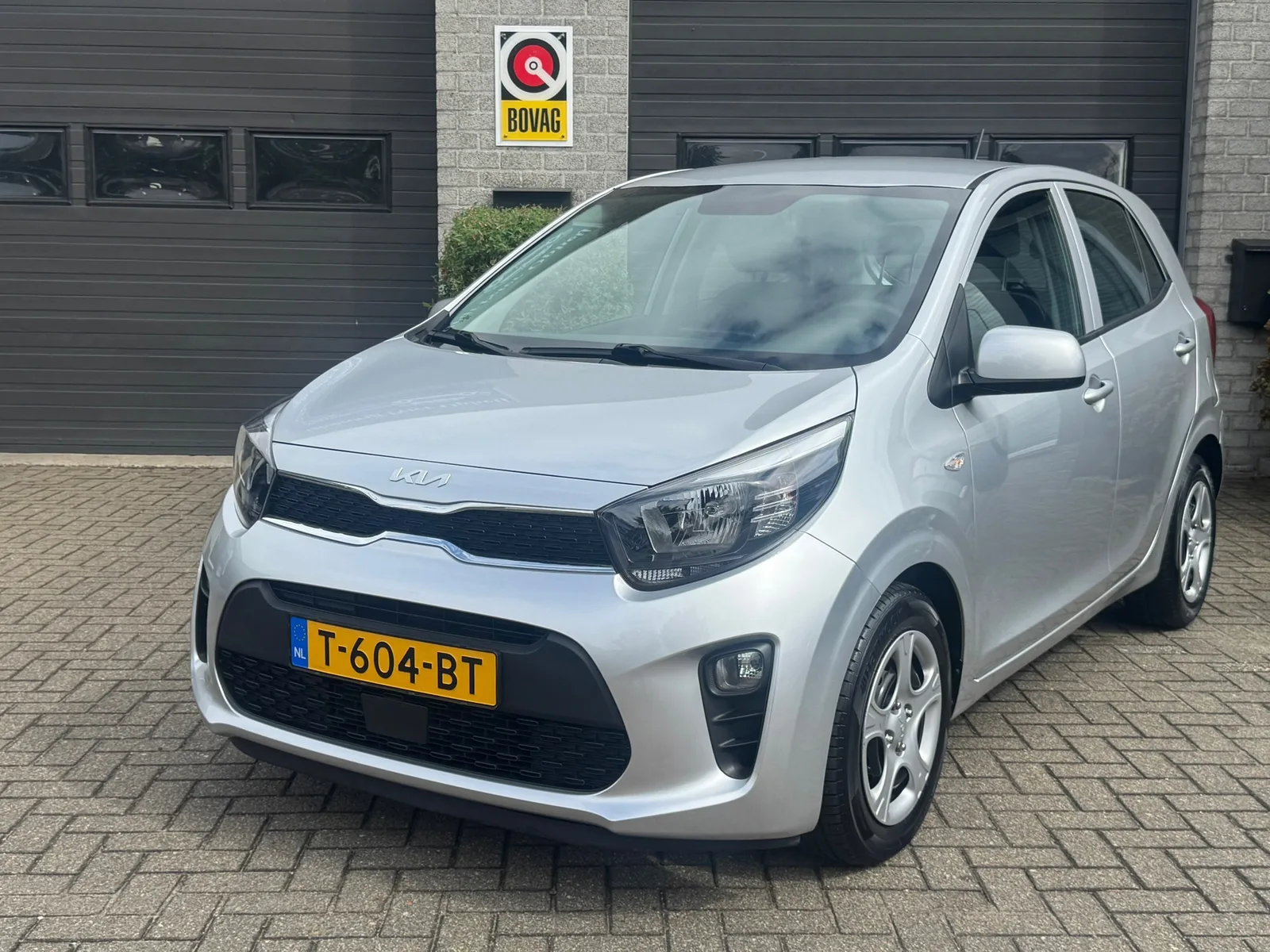 Kia Picanto (2023) — foto 1