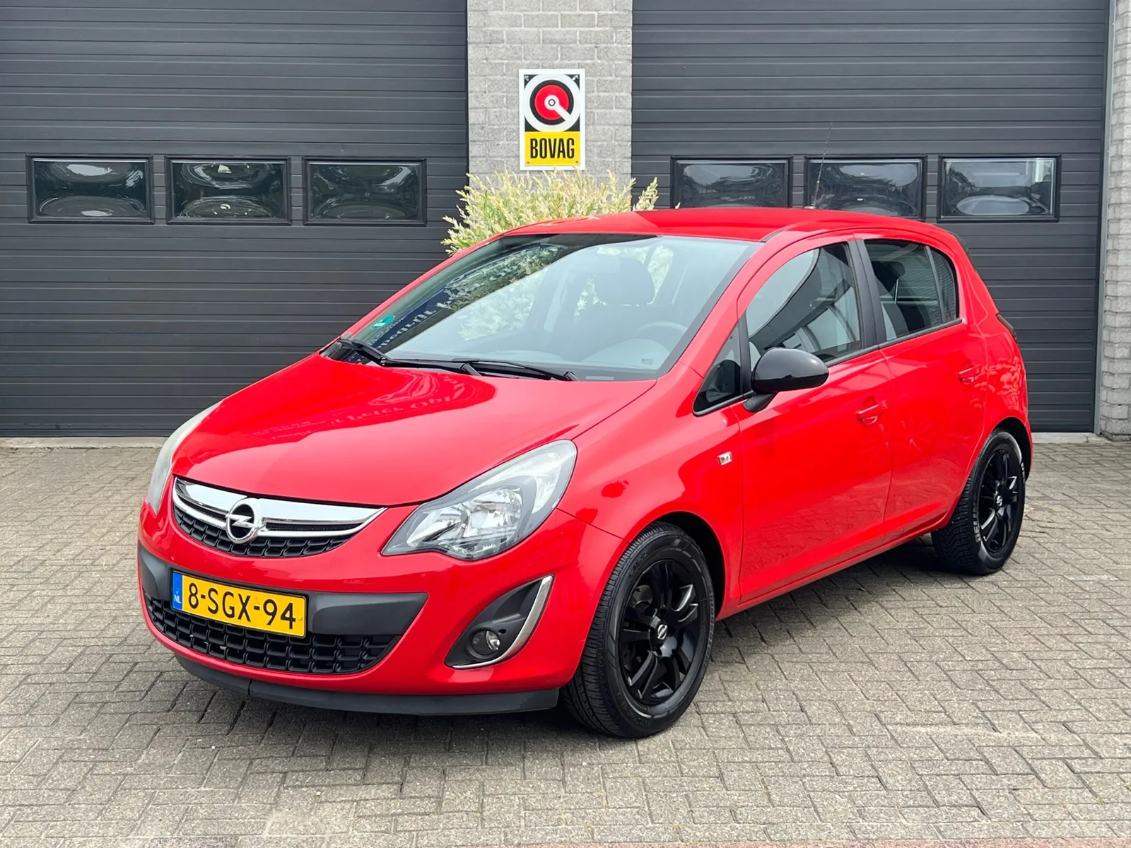 Opel Corsa (2013) — foto 1