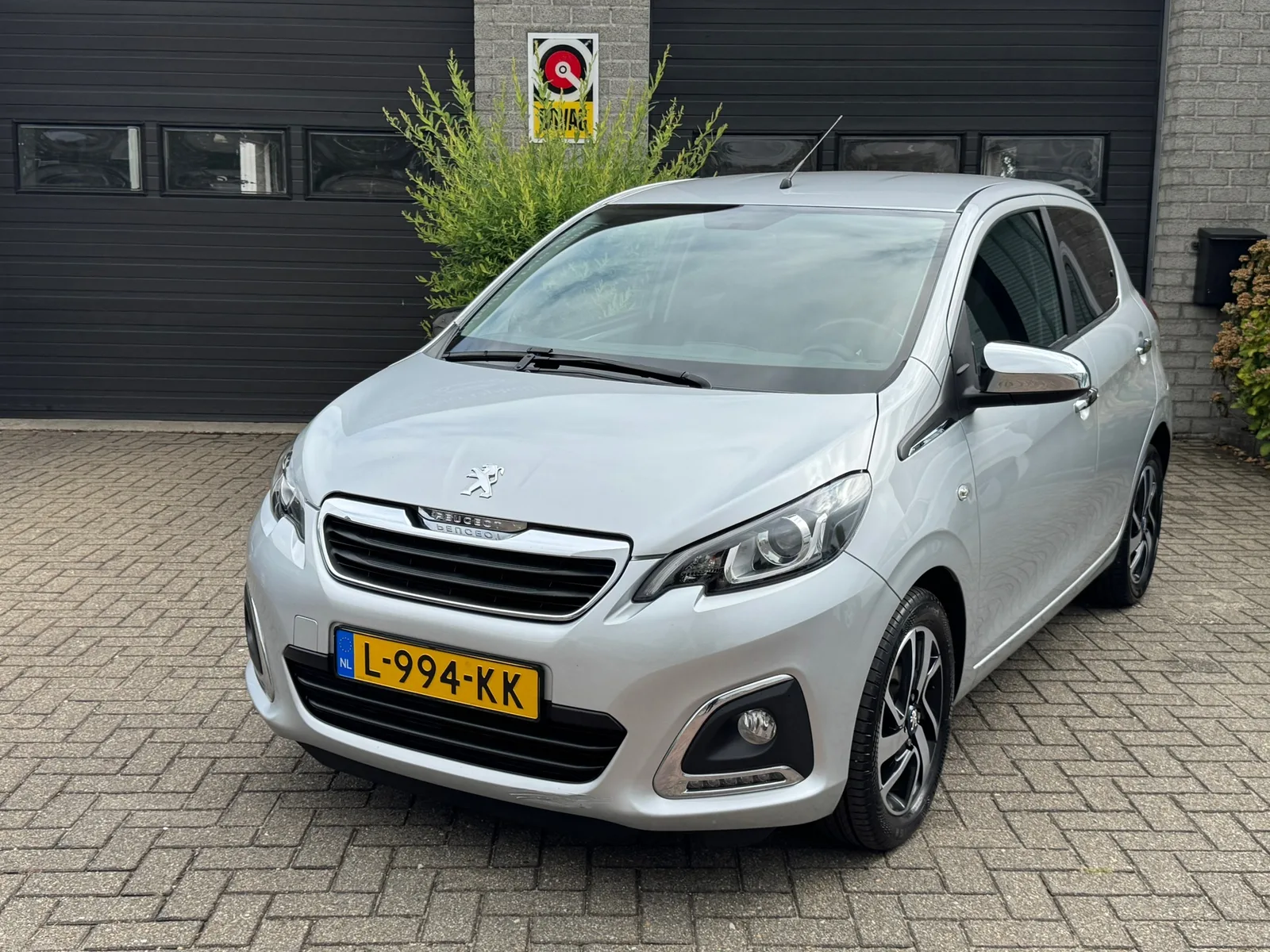 Peugeot 108 (2021) — foto 1
