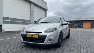 Renault Clio (2010) — foto 1
