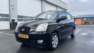 Kia Picanto (2004) — foto 1