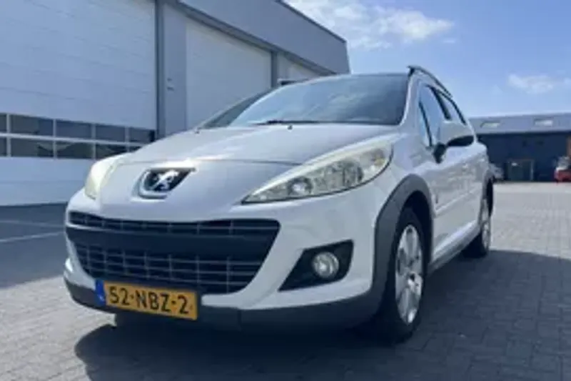 Peugeot 207 (2010)