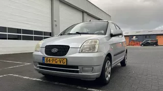 Kia Picanto (2004) — foto 1