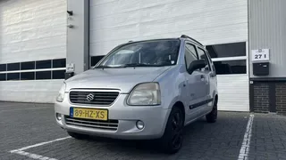 Suzuki Wagon R+ (2002) — foto 1