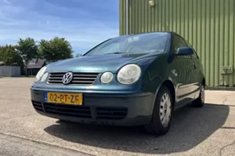Volkswagen Polo (2004)