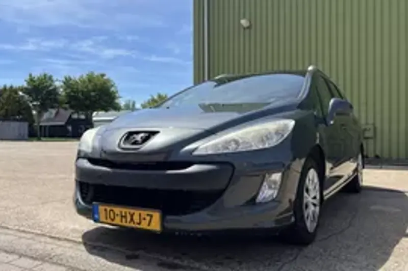 Peugeot 308 (2009)