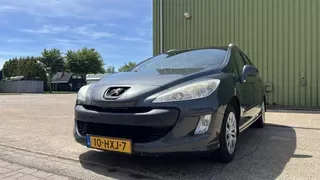 Peugeot 308 (2009) — foto 1