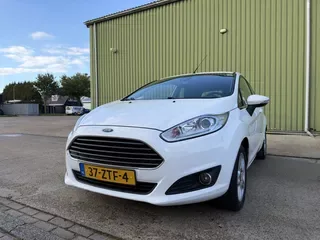 Ford Fiesta (2013) — foto 1