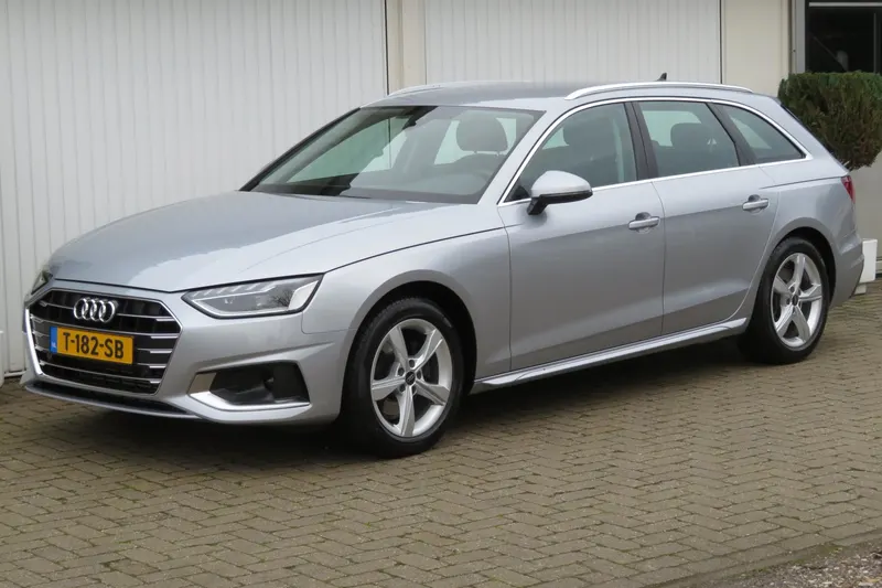 Audi A4 (2023)