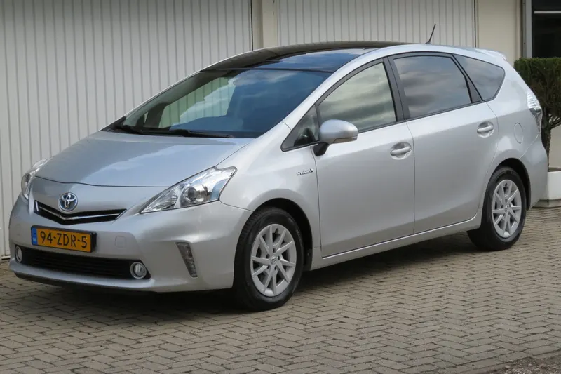 Toyota Prius (2012)