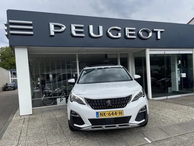 Peugeot 3008 (2017) — foto 1