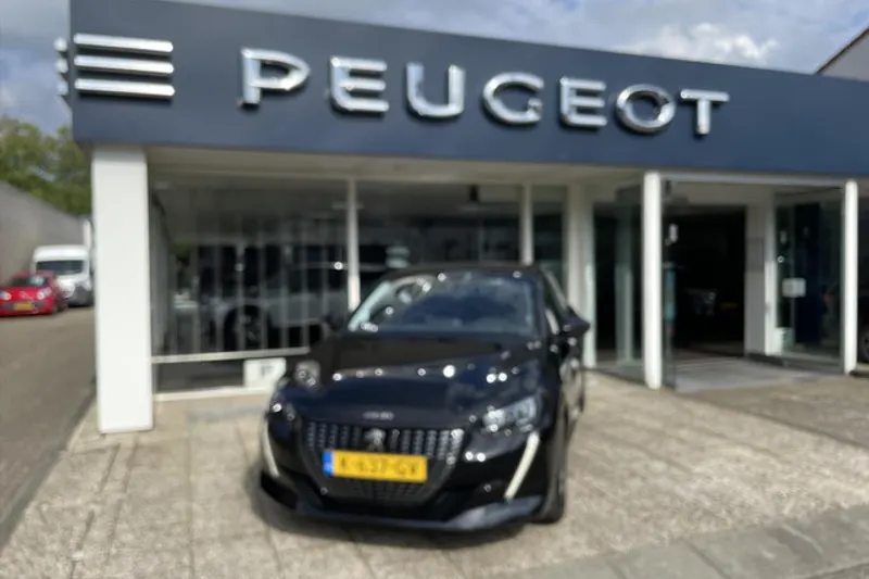 Peugeot 208 (2021)