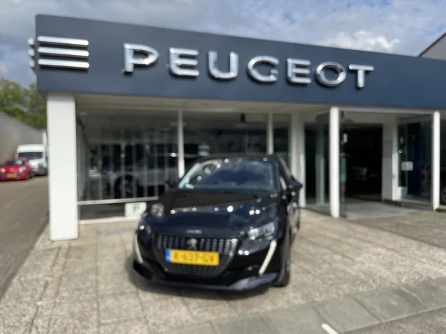 Peugeot 208 (2021) — foto 1