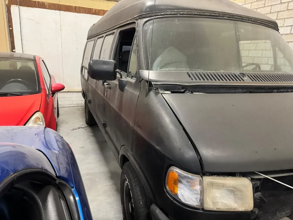 Dodge RAM (1995) — foto 1
