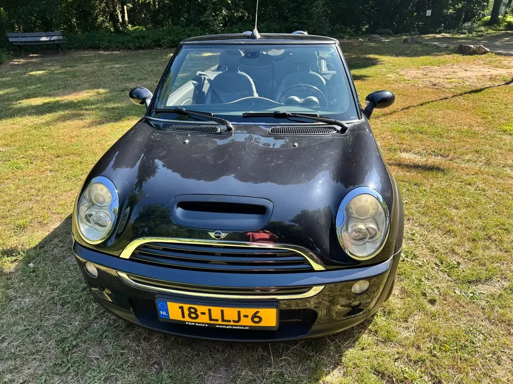 MINI Cabrio (2006) — foto 1