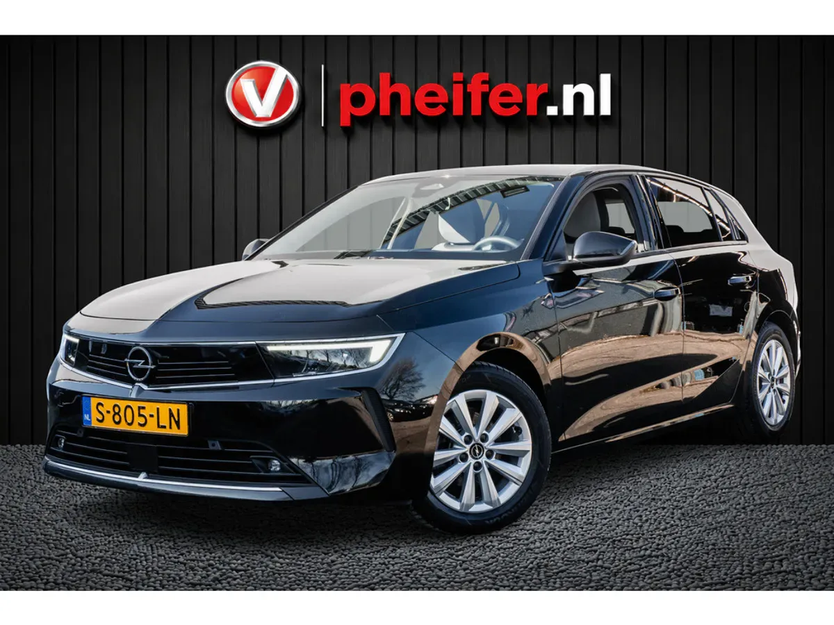 Opel Astra (2023) — foto 1