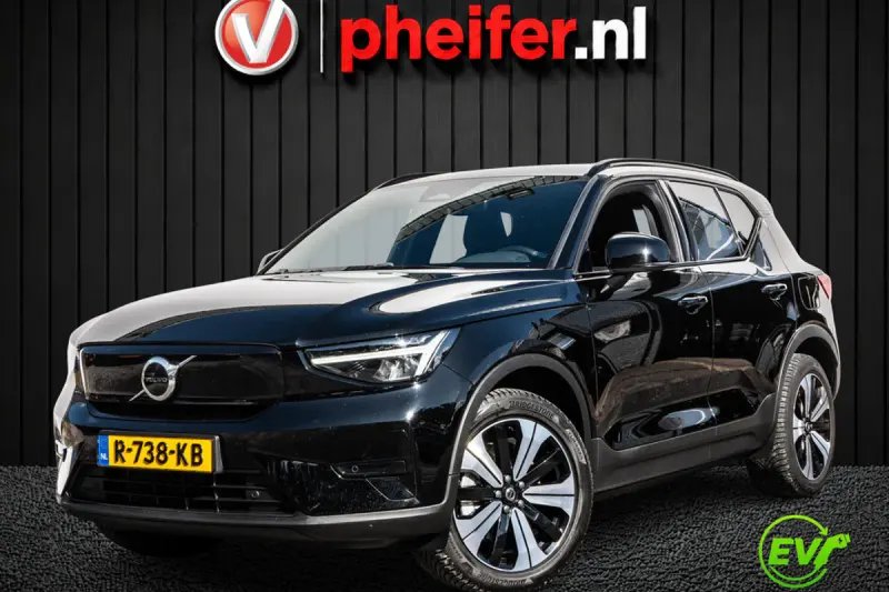 Volvo XC40 (2022)