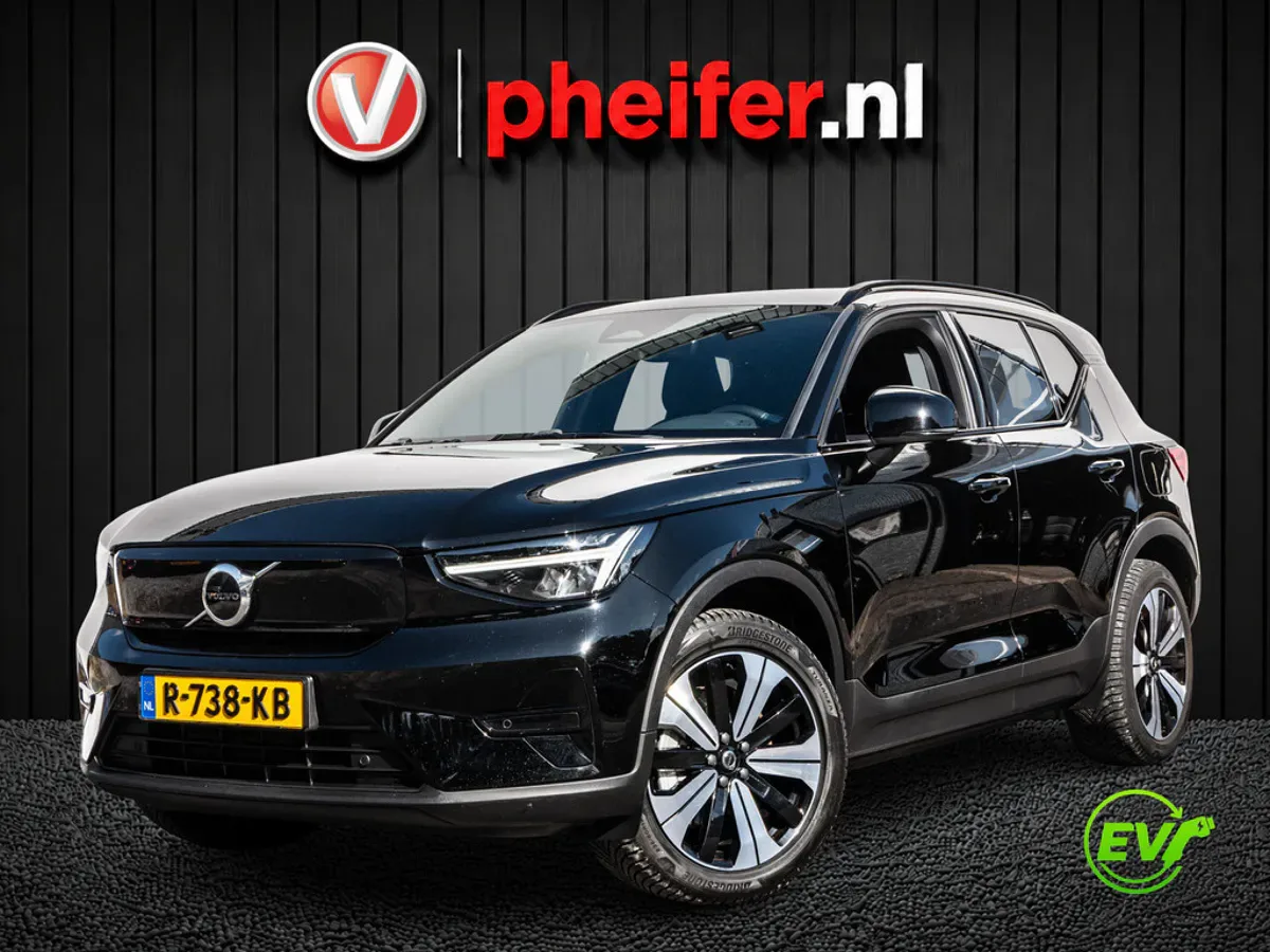 Volvo XC40 (2022) — foto 1