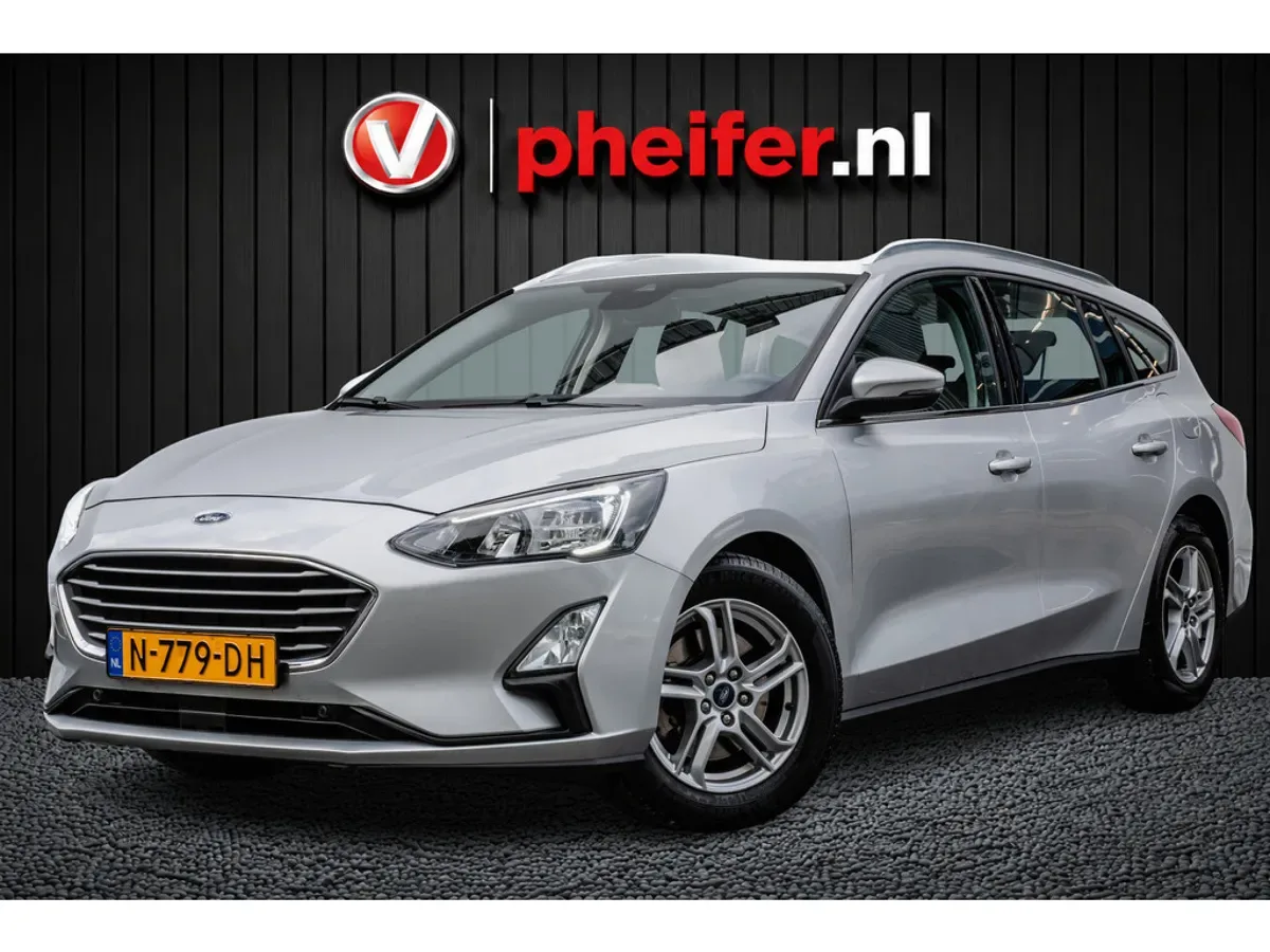 Ford Focus (2021) — foto 1