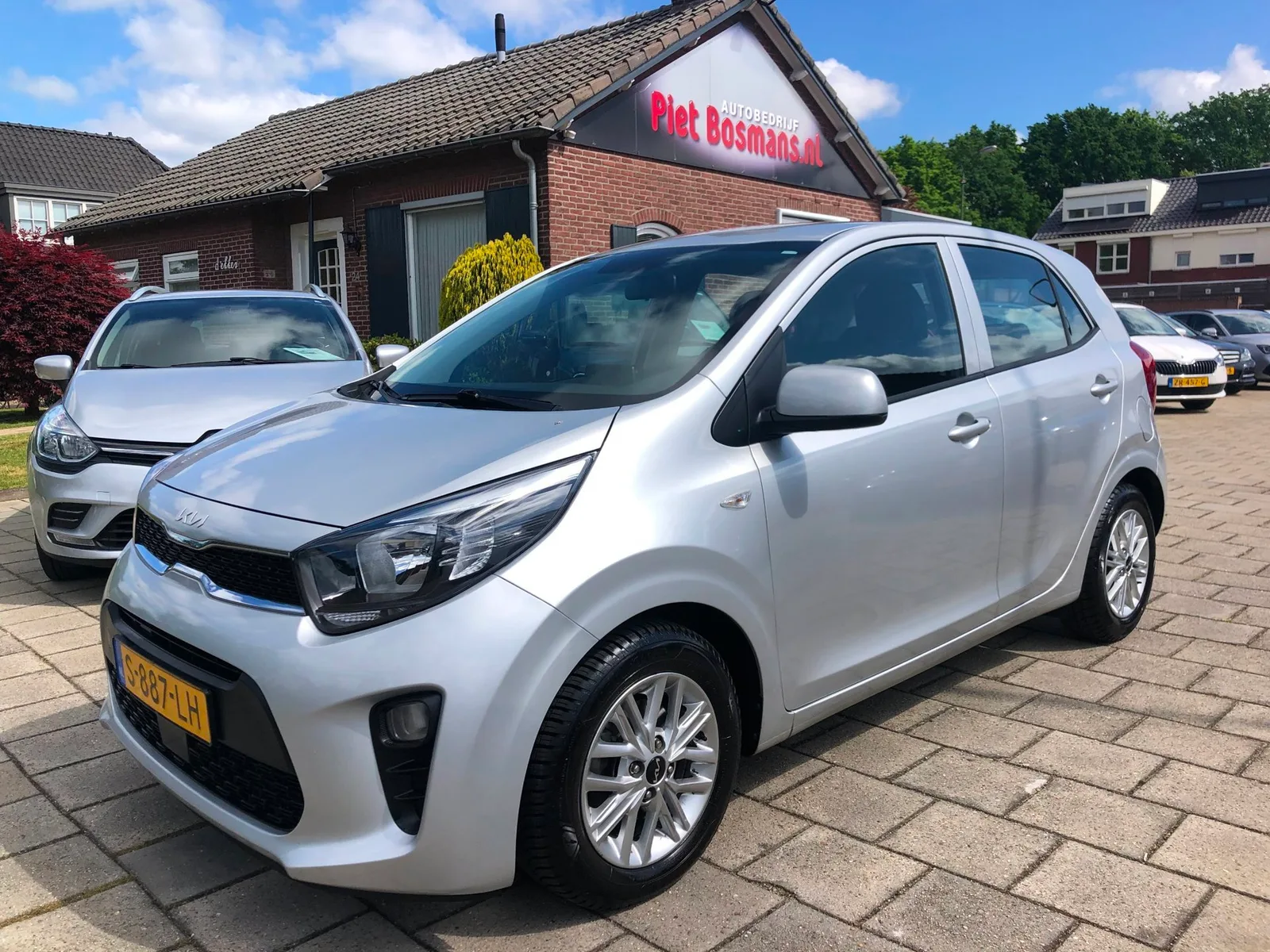 Kia Picanto (2023) — foto 1